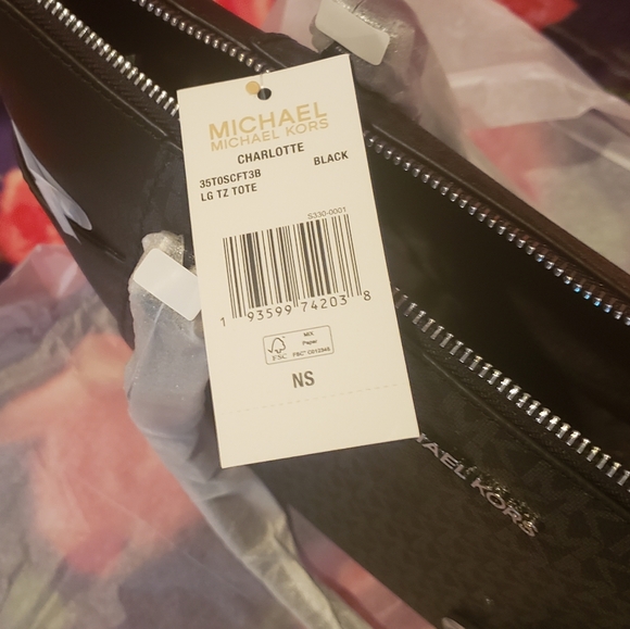 NWT Charlotte Logo Top Zip Tote - Picture 7 of 13